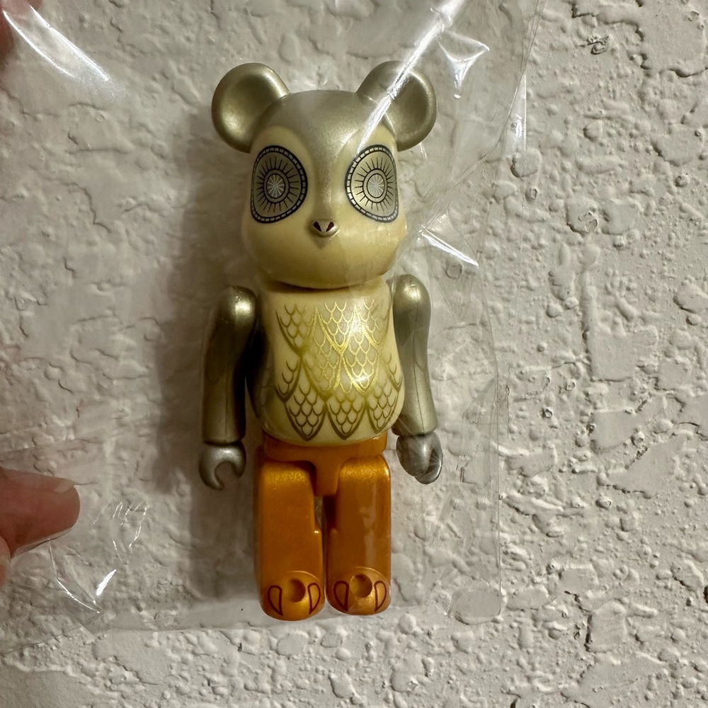 MEDICOMTOY Bearbrick 08 SF Owl SERIES8